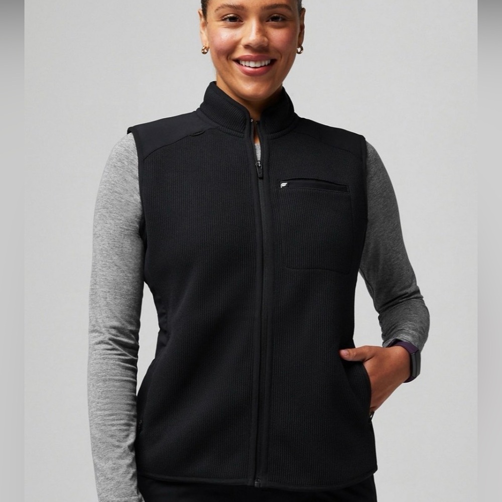 Fabletics pace knit vest woman’s large